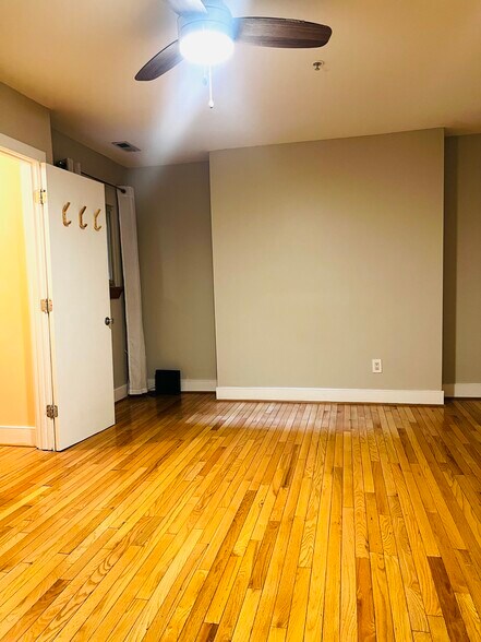 Building Photo - 1305 Clifton St NW