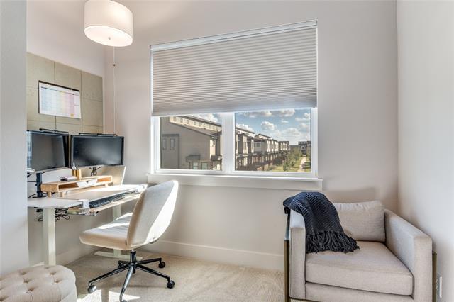 Building Photo - 3691 Rosemont Dr