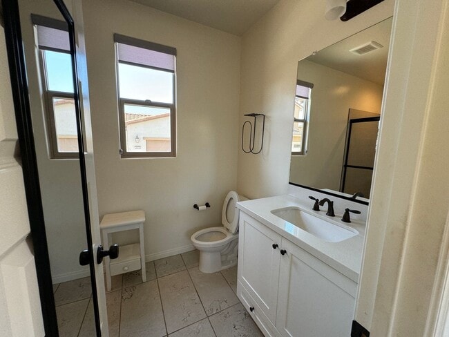 Building Photo - 3949 Kilbern Way