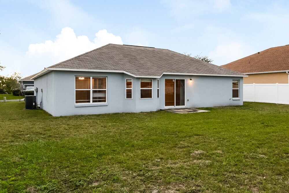 Building Photo - 822 Terranova Rd