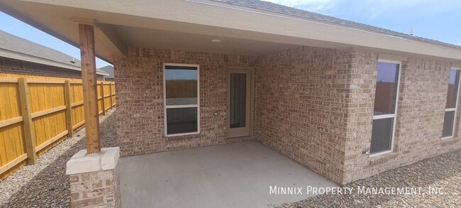 Building Photo - 1647 Wrigley Dr