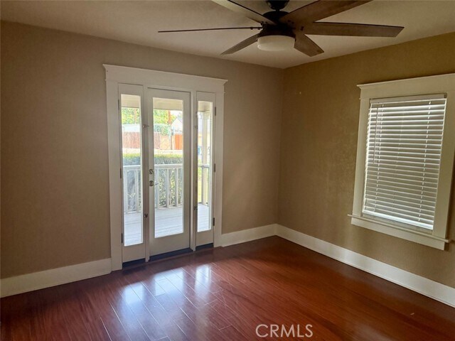 Building Photo - 119 N Cullen Ave