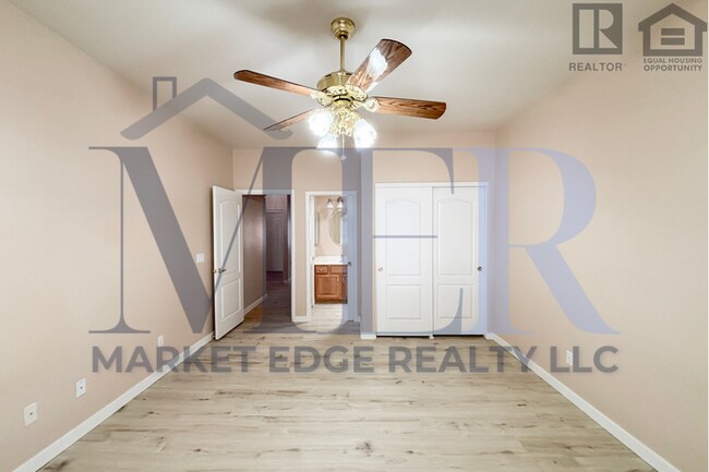 Building Photo - 2Bed/2Bath Patio Home in 55+ Community in ...