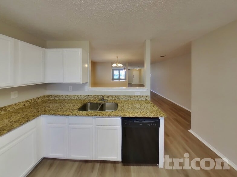 Building Photo - 9201 Riding Stable Ln