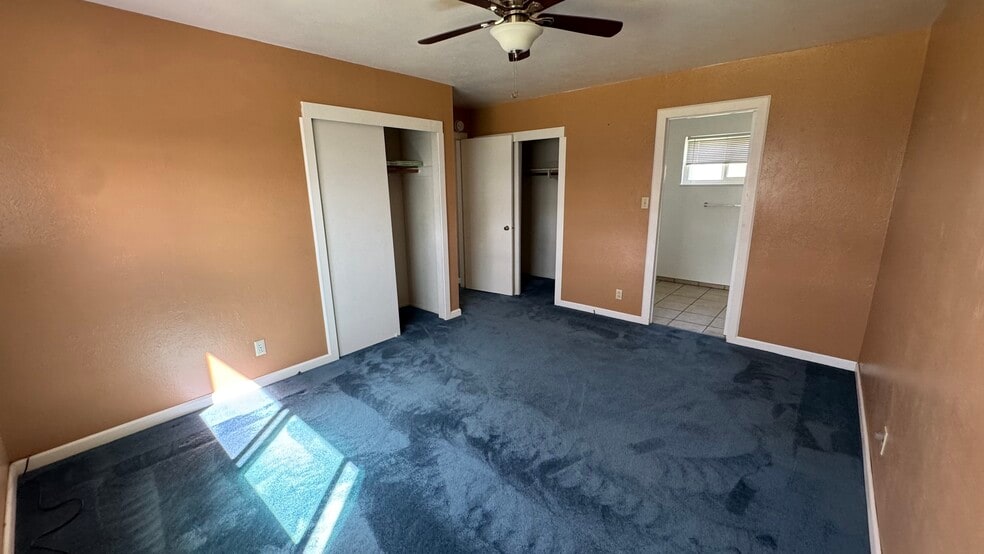 Building Photo - 1805 Pinon Ave