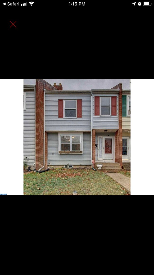 House front view - 6 Bristol Way