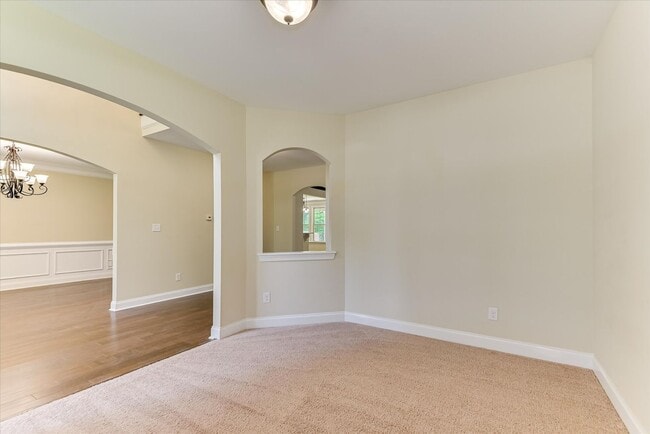 Building Photo - 4215 Windslow Dr