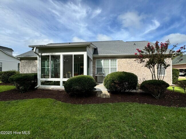 Building Photo - 1105 Wyland Ct