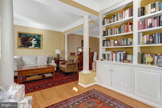 Building Photo - 5257 Bessley Pl