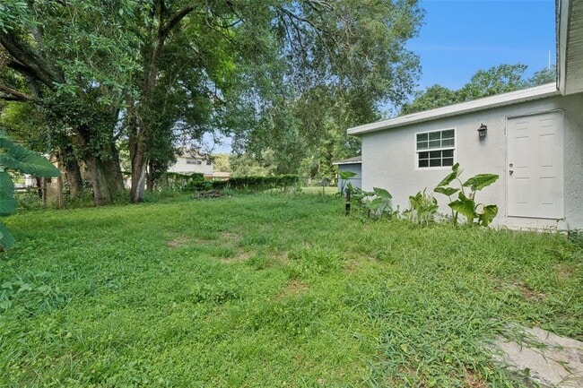 Building Photo - 5000 Huppel Ave