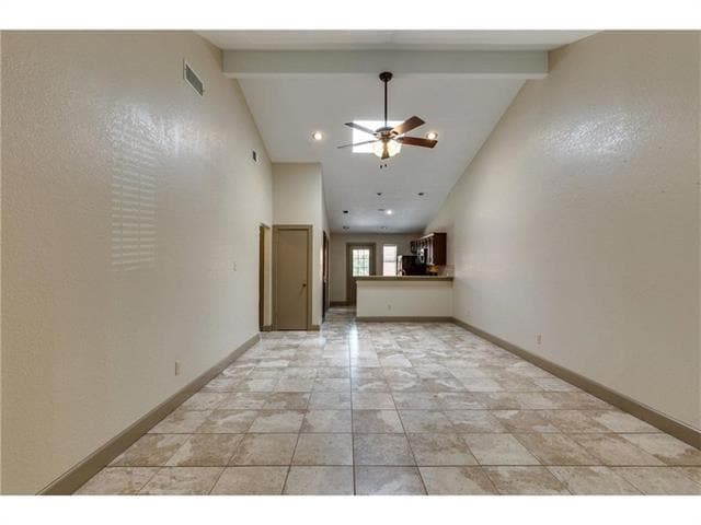 Building Photo - 2921 Clover Ln