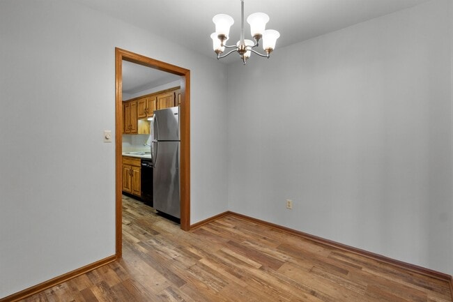 Building Photo - 6720 Mariner Dr