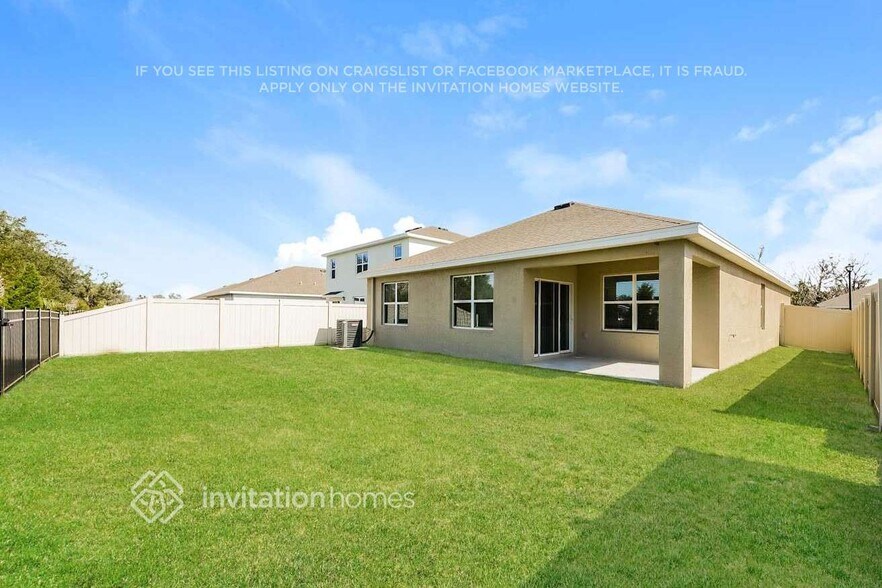 Building Photo - 7711 Harbor Moor Dr
