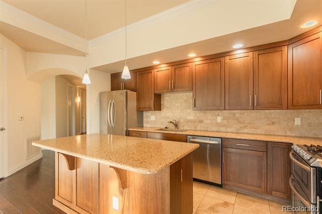 Building Photo - 1120 Delaware St