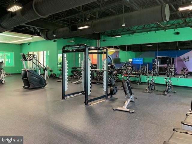 Building Photo - 3004 St Clair Dr