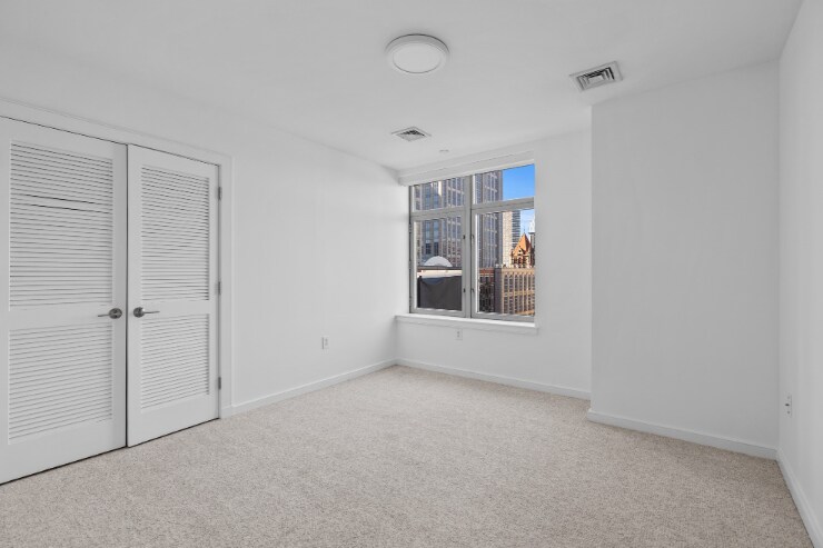 Building Photo - 425 Boylston St