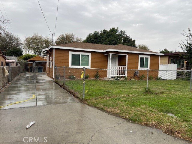 Building Photo - 3909 Glen Way