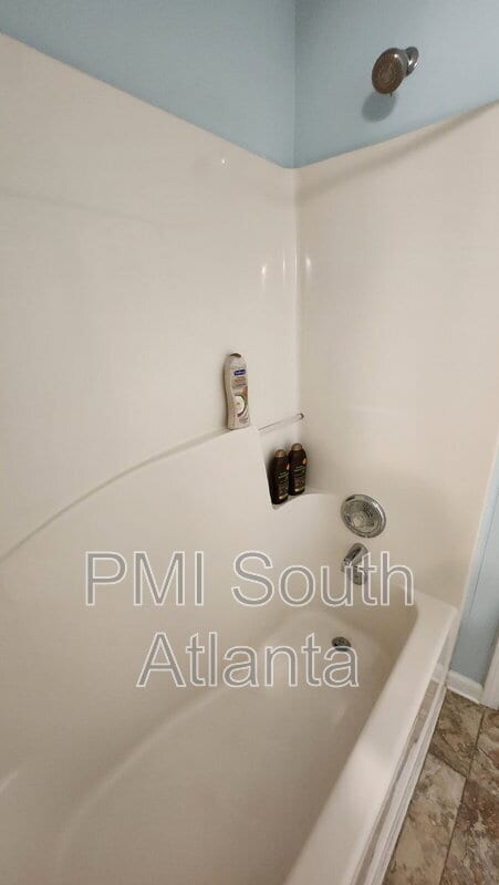 Building Photo - 1633 Jackson Way