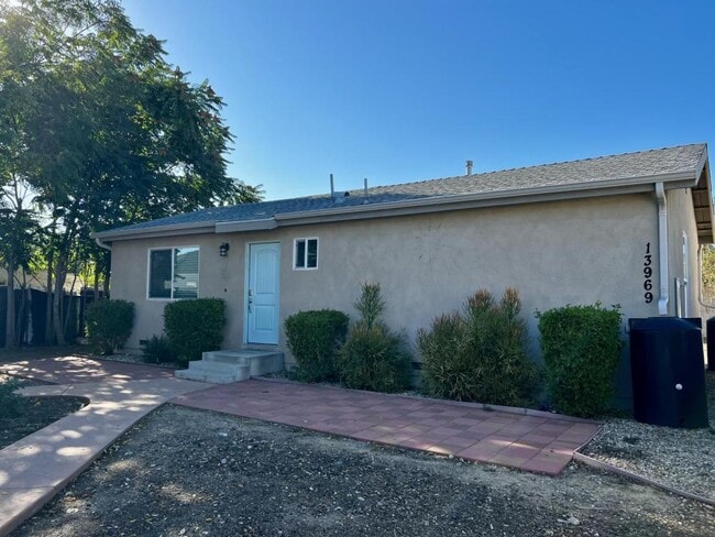 Building Photo - 13971 Weidner St