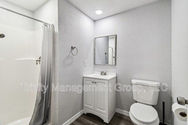 Building Photo - 10033 Brunswick Ln