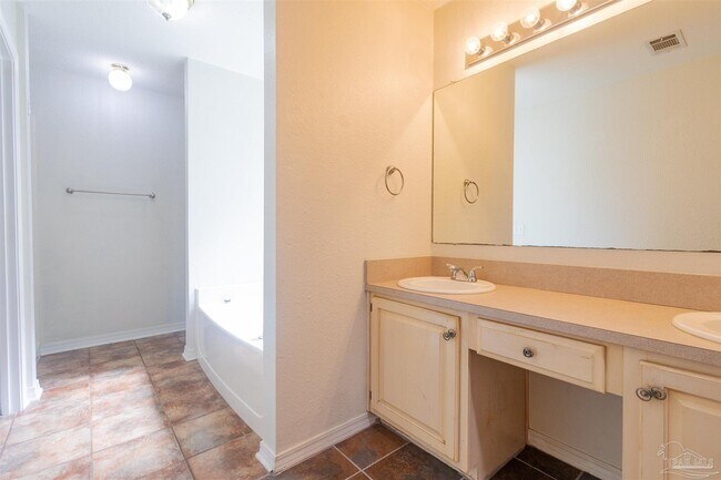 Building Photo - 2566 Barron Ct