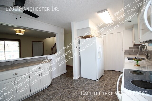 Building Photo - 1201 Manchester Dr