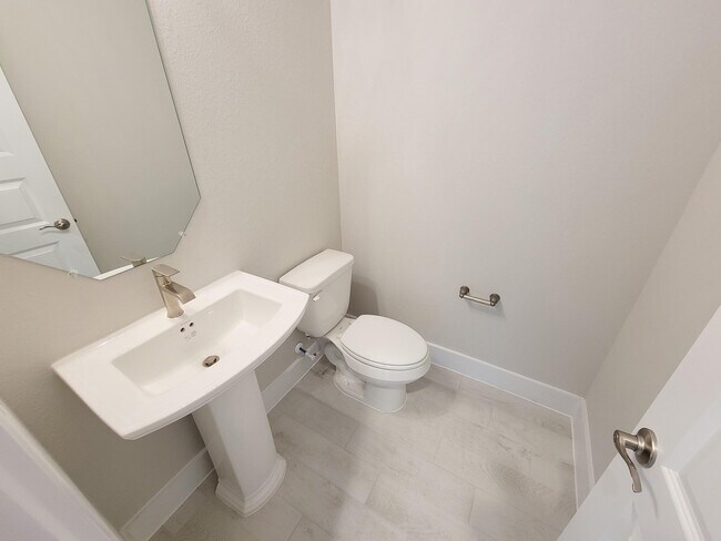 Building Photo - 23622 Iris Field Ct