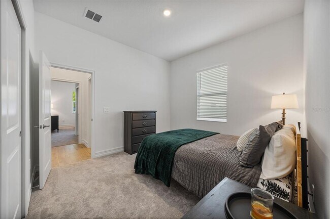 Building Photo - 6834 115th St E