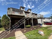 Building Photo - 216 Oneida St