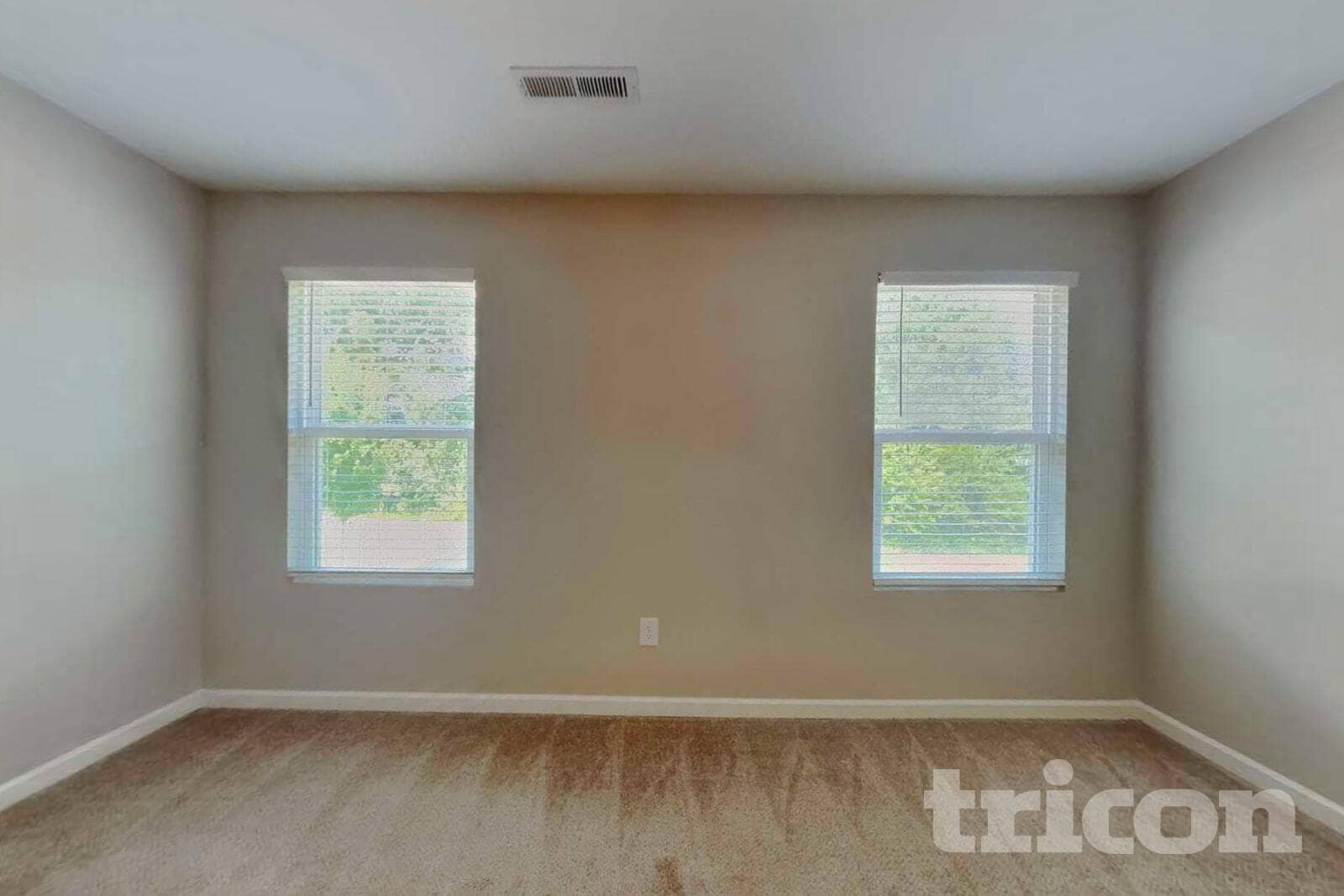 Building Photo - 1037 Bitting Hall Cir