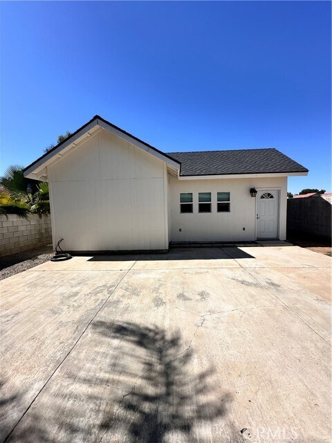 Building Photo - 24375 Robie Ct