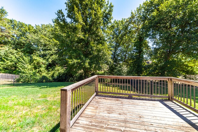 Building Photo - 7416 Rosedown Dr