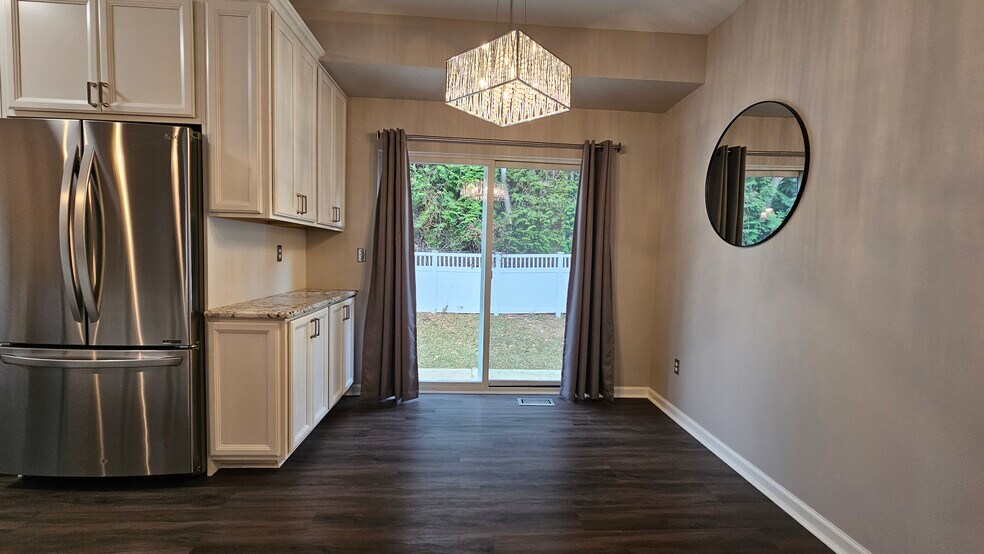 Building Photo - 57103 Curtis St