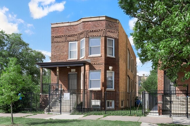 Primary Photo - 3622 W Franklin Blvd