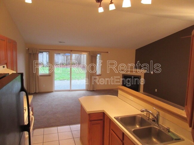 Building Photo - 17019 Spanaway Loop Rd S