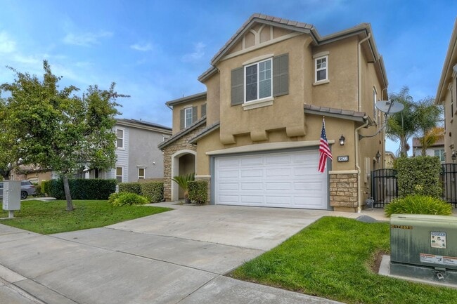 Building Photo - Charming Lake Rancho Viejo Home – Beautiful, Peaceful & Conveniently Located!