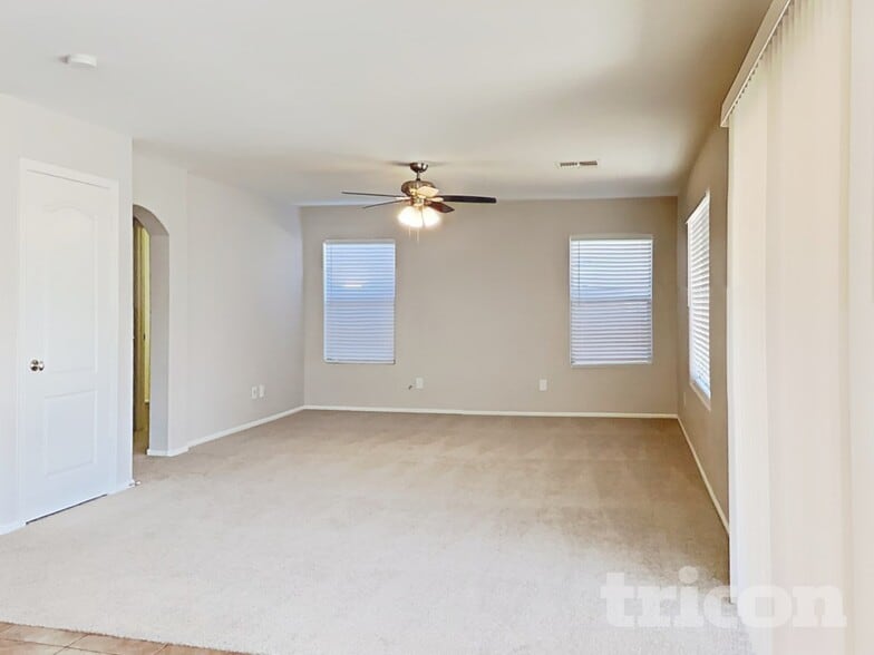 Building Photo - 42026 Colby Dr