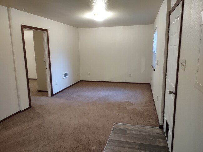 Building Photo - 2750 WA-109
