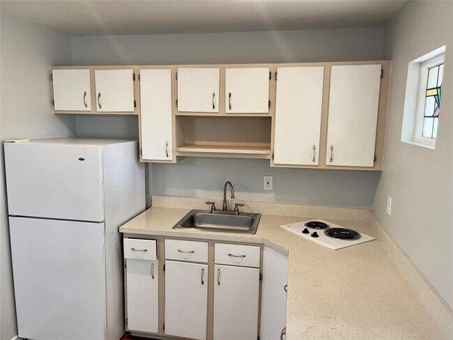 Building Photo - 1713 Cinnamon Path