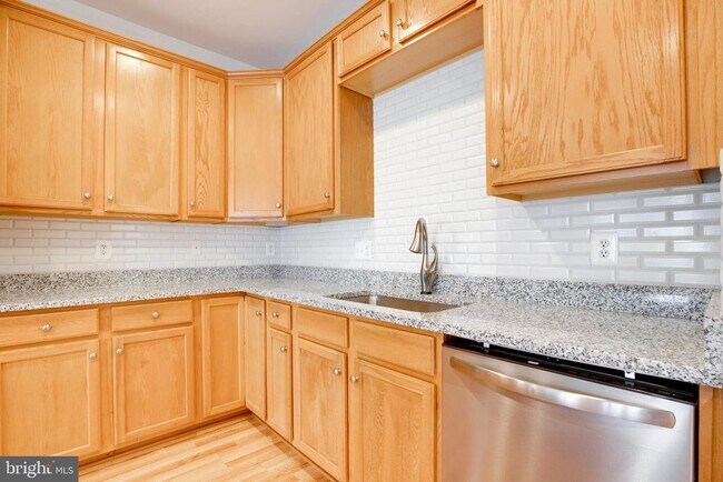 Building Photo - 5214 Prairie Willow Ln