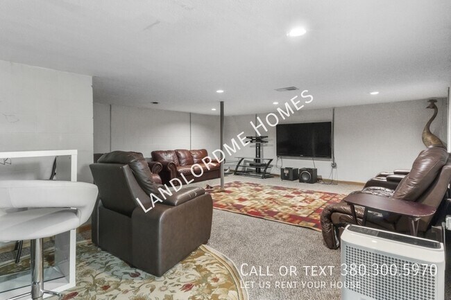 Building Photo - 3034 Wyndburgh Dr