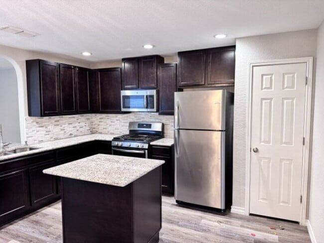 Building Photo - 158 Osprey Haven