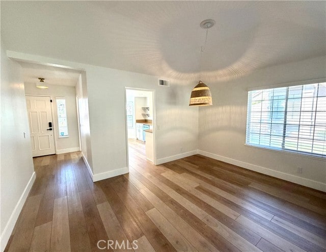 Building Photo - 1345 Sunrise Cir N