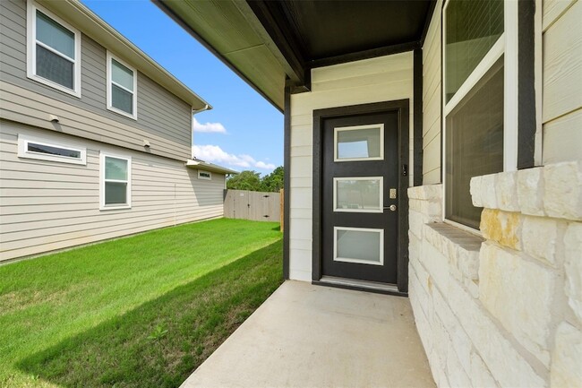 Building Photo - 253 Deserti Rd