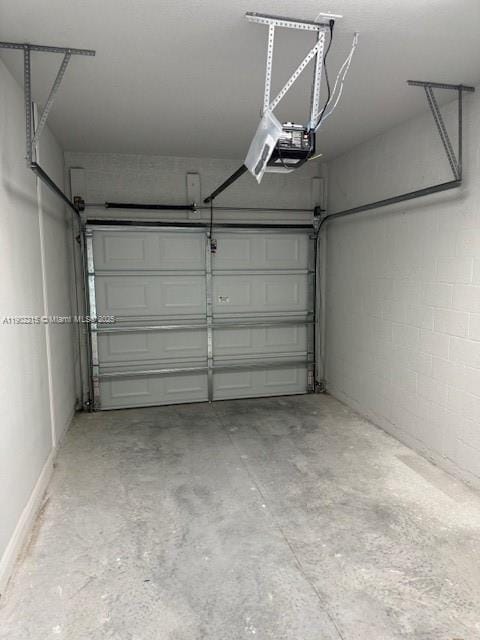 Building Photo - 1100 Gigon Ct