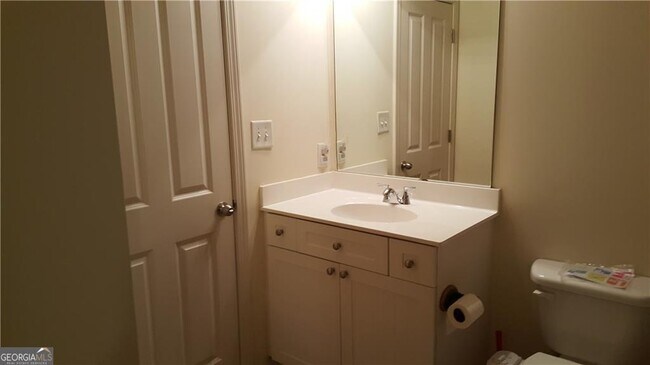 Building Photo - 5120 Meridian Ln