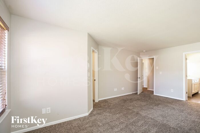 Building Photo - 10428 Hornton St