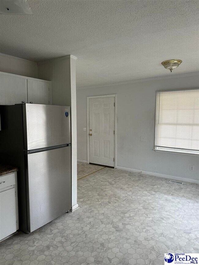 Building Photo - 713 Georgetown St