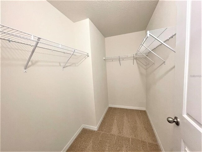 Building Photo - 550 Calico Scallop St