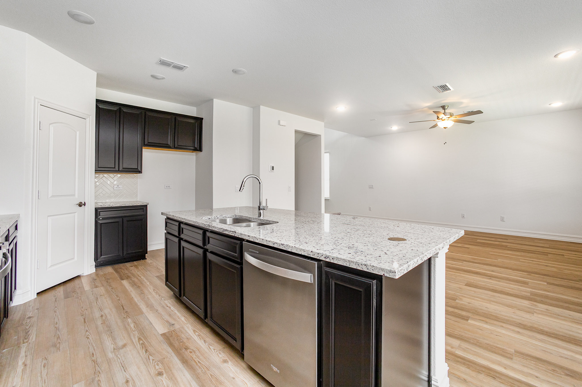 Building Photo - 345 Rosemoor Pl